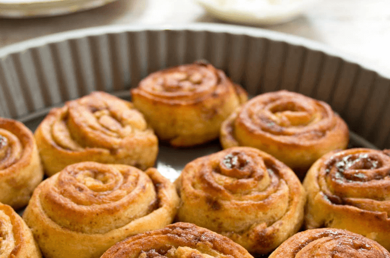 Cinnamon Rolls 