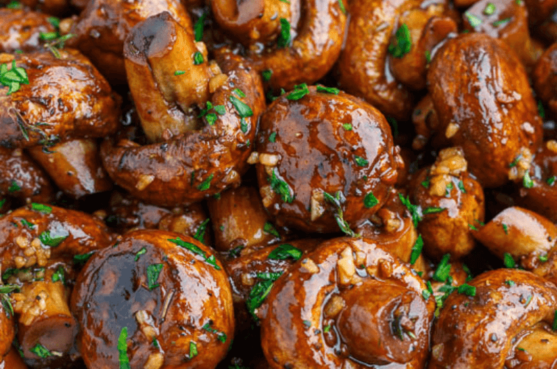 Garlic Butter Roasted Mushrooms